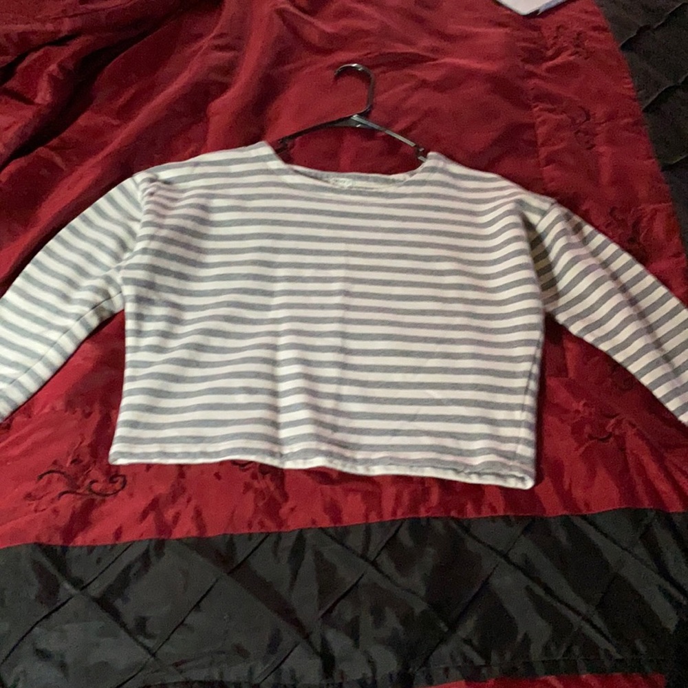 Gray striped sweater crop top